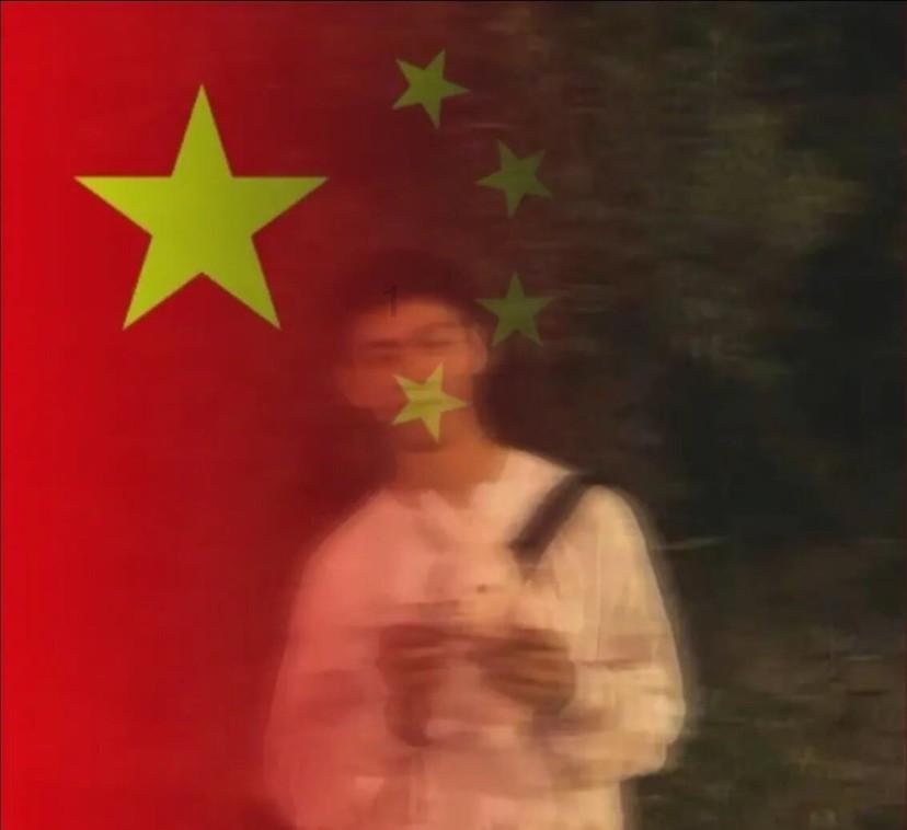 晒一晒鱼城镇的坑塘